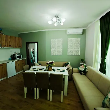 Sunny Cozy 아파트 프리모르스코